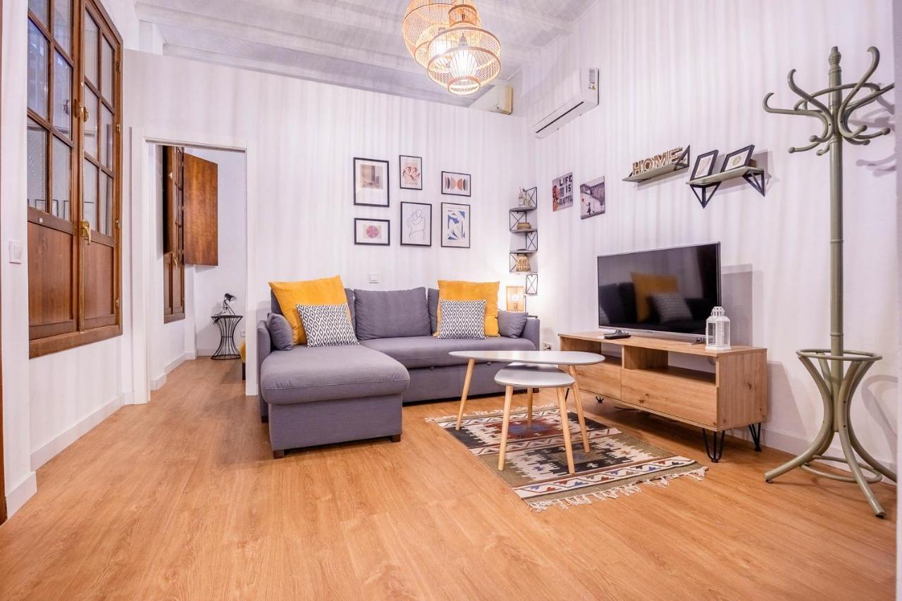 Palacios Malaver Suite Home Севиля Екстериор снимка