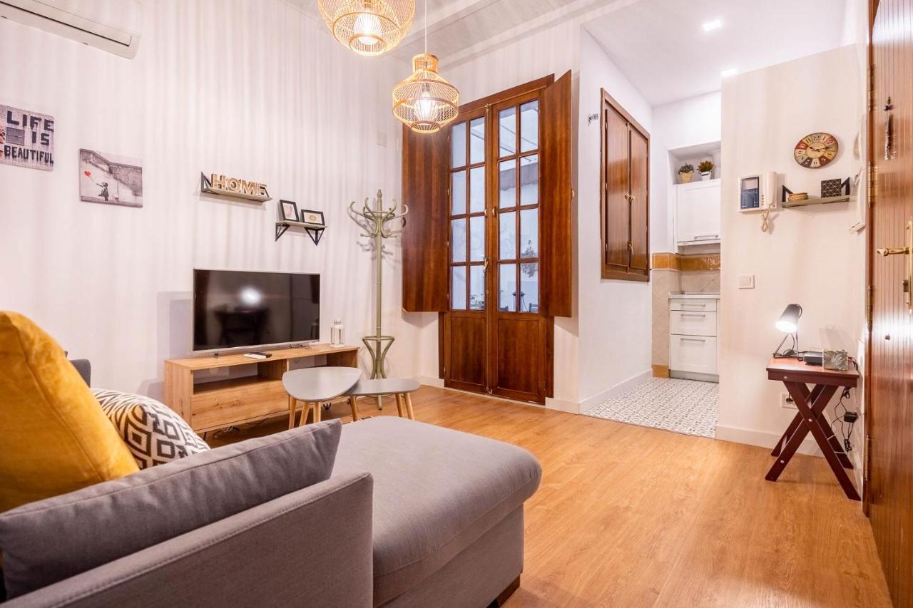 Palacios Malaver Suite Home Севиля Екстериор снимка