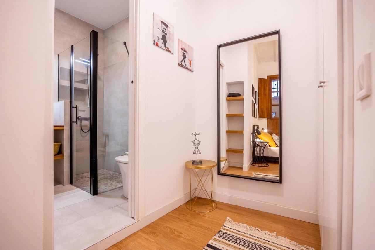 Palacios Malaver Suite Home Севиля Екстериор снимка